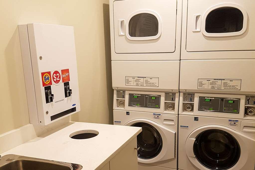 Quality Inn & Suites (Adults Only) Vancouver Luaran gambar
